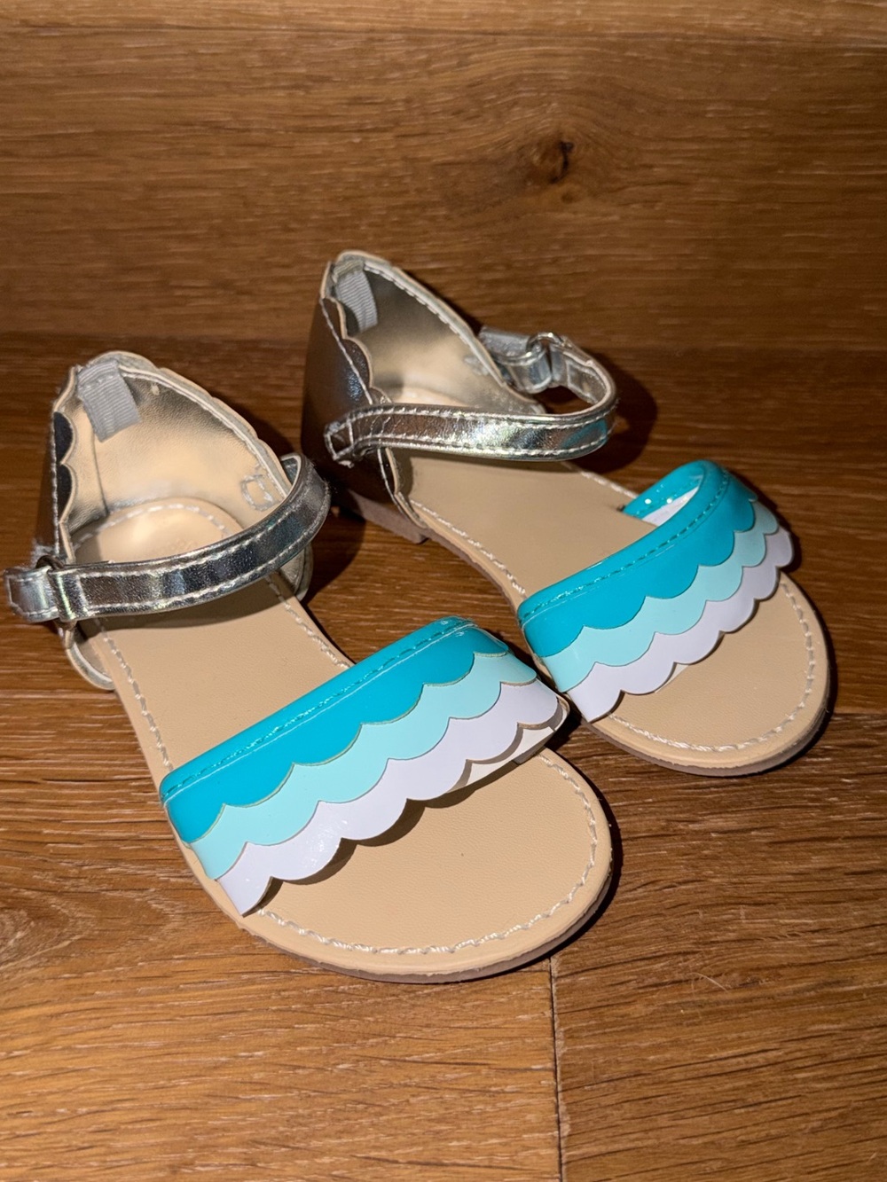 Gymboree Turquoise & Silver Scallop Strap Sandals